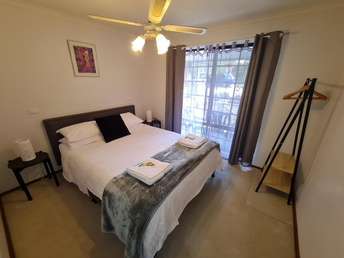 Barossa Country Cottages Lyndoch Екстер'єр фото